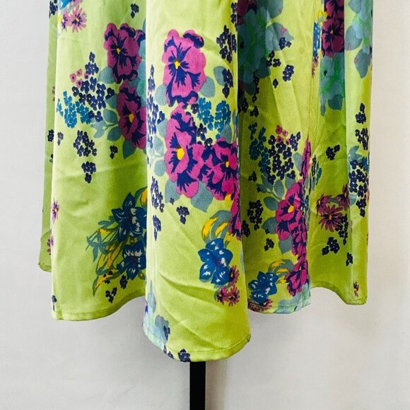 NWT ASOS Design Satin Floral Midi Tea Dress Size 4 Button Front Fluted Sleeves - Picture 3 of 14